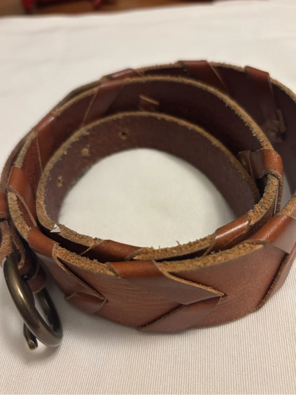 Hand tooled vintage 70’s leather belt with brass buckle cinch for waists 29-31”